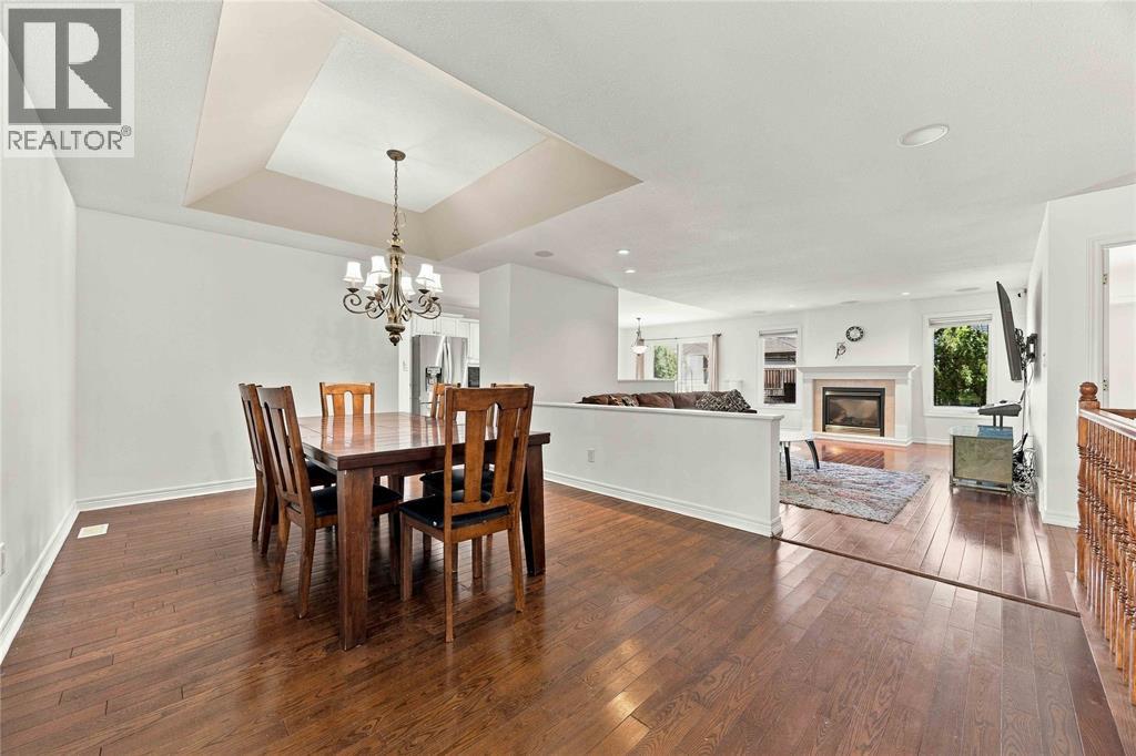 612 Graycliff Drive Property Photo 4