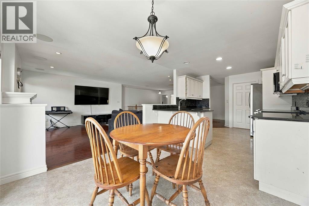 612 Graycliff Drive Property Photo 10