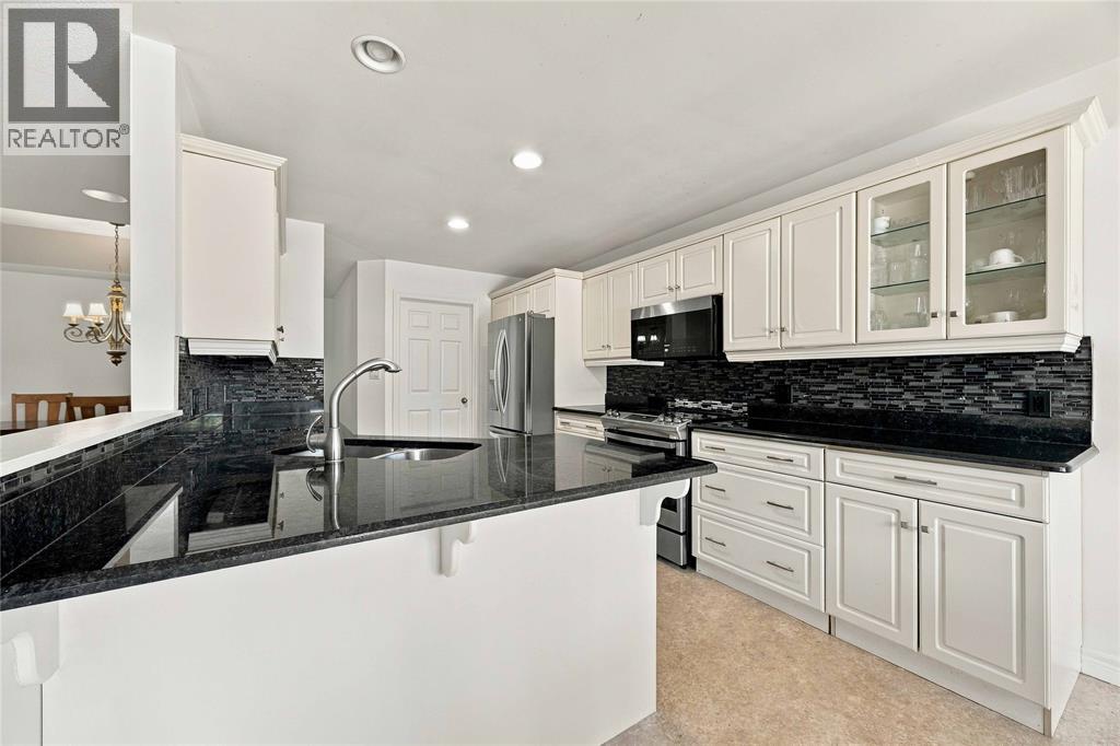 612 Graycliff Drive Property Photo 13