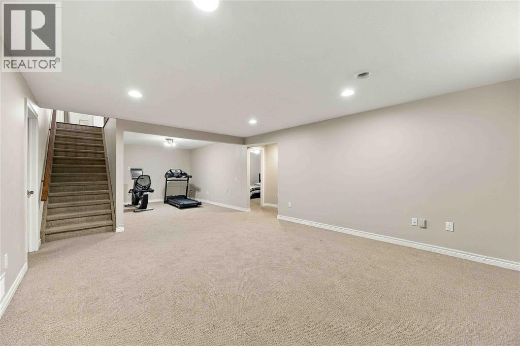 612 Graycliff Drive Property Photo 21