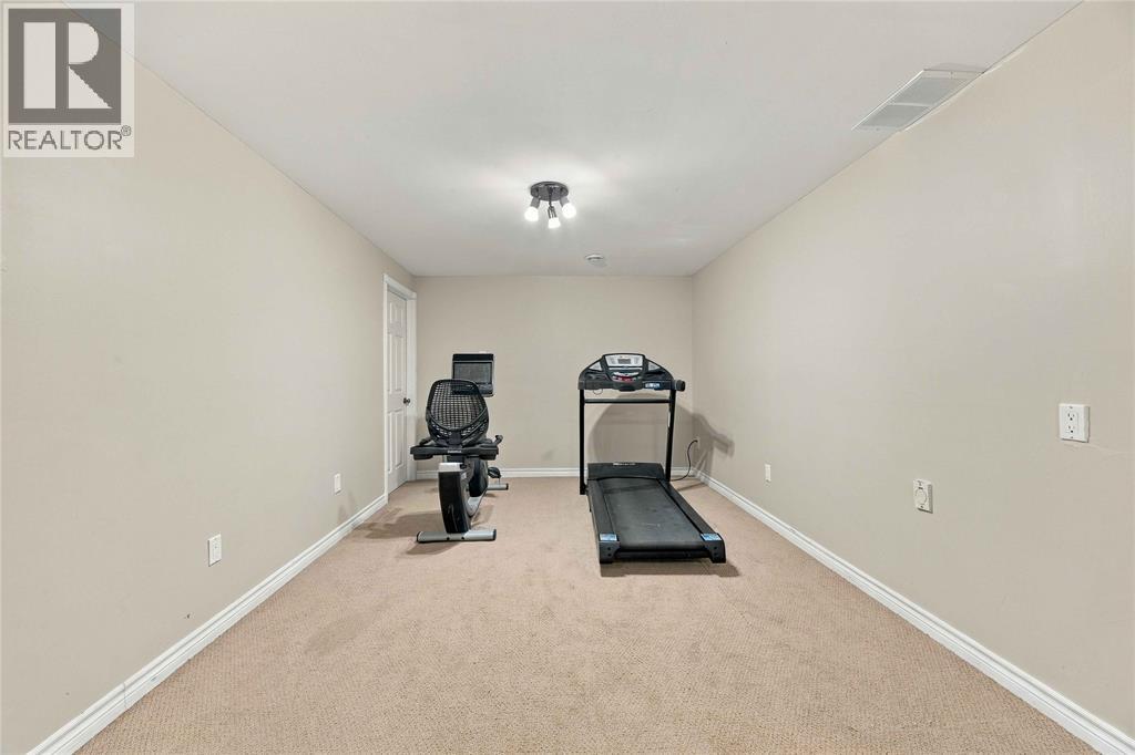 612 Graycliff Drive Property Photo 22