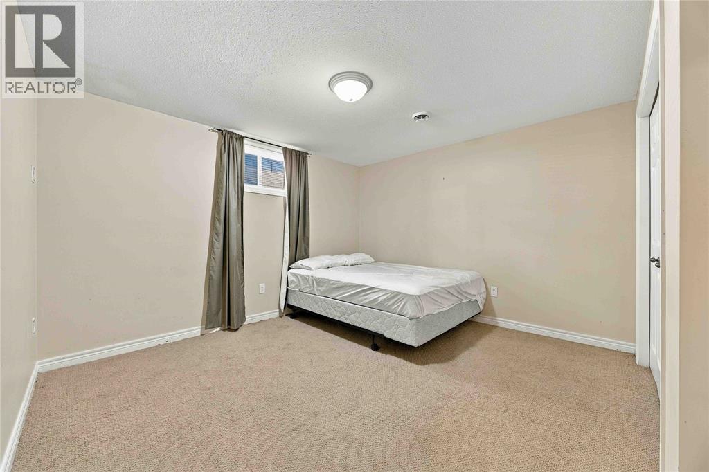 612 Graycliff Drive Property Photo 25