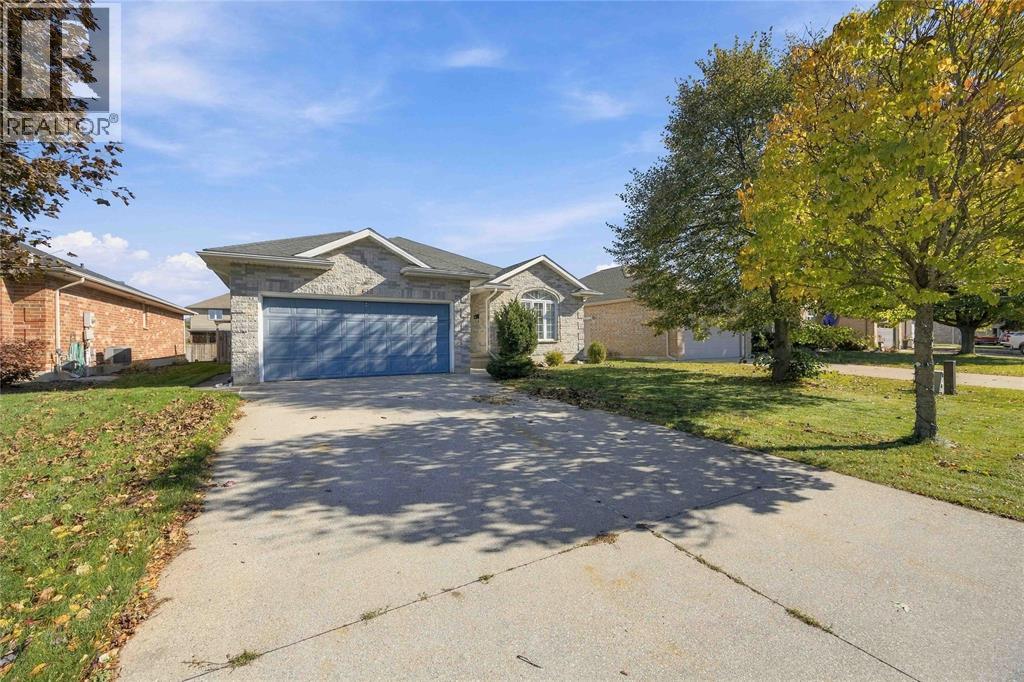 612 Graycliff Drive Property Photo 37