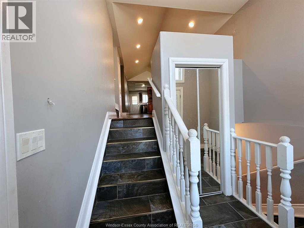1977 Northway Avenue Unit# Upper Property Photo 2