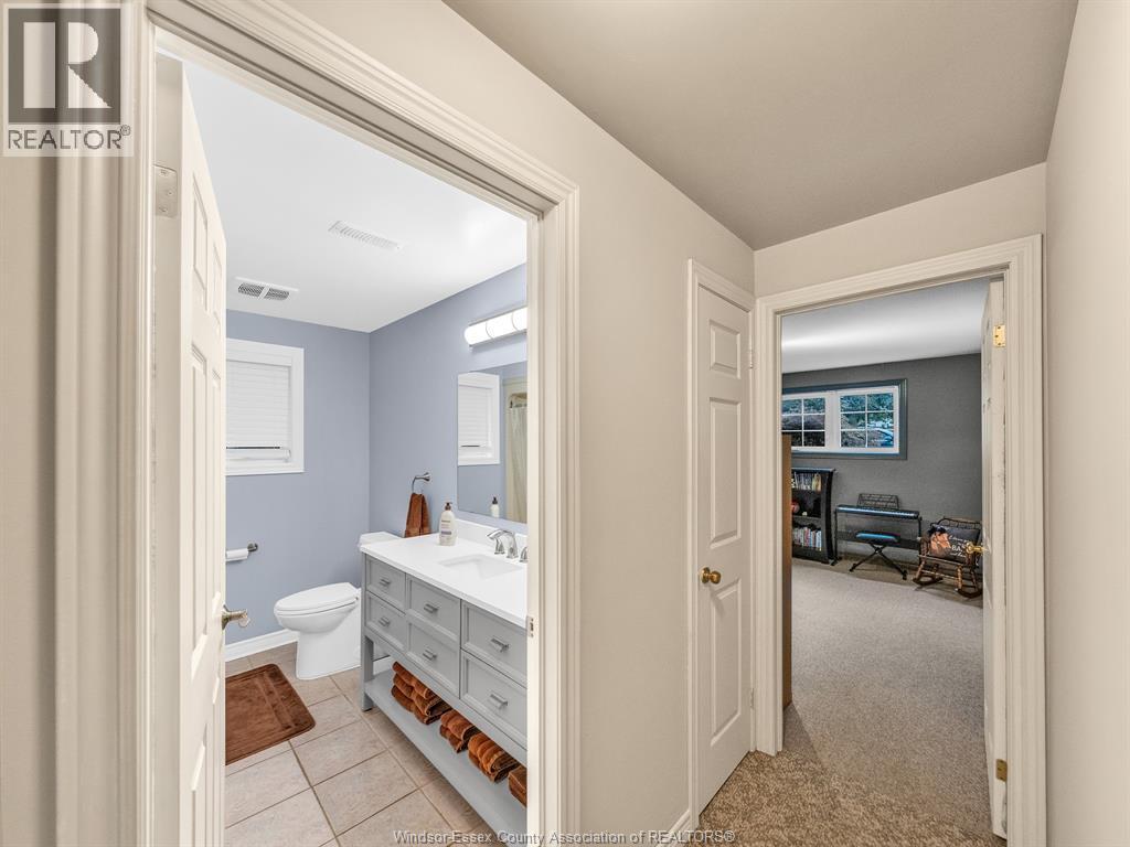 9 Lyle Street Property Photo 23
