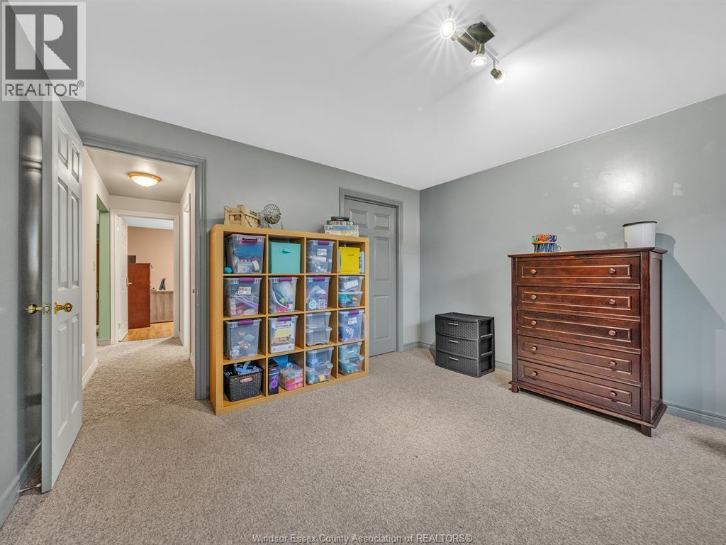 9 Lyle Street Property Photo 25