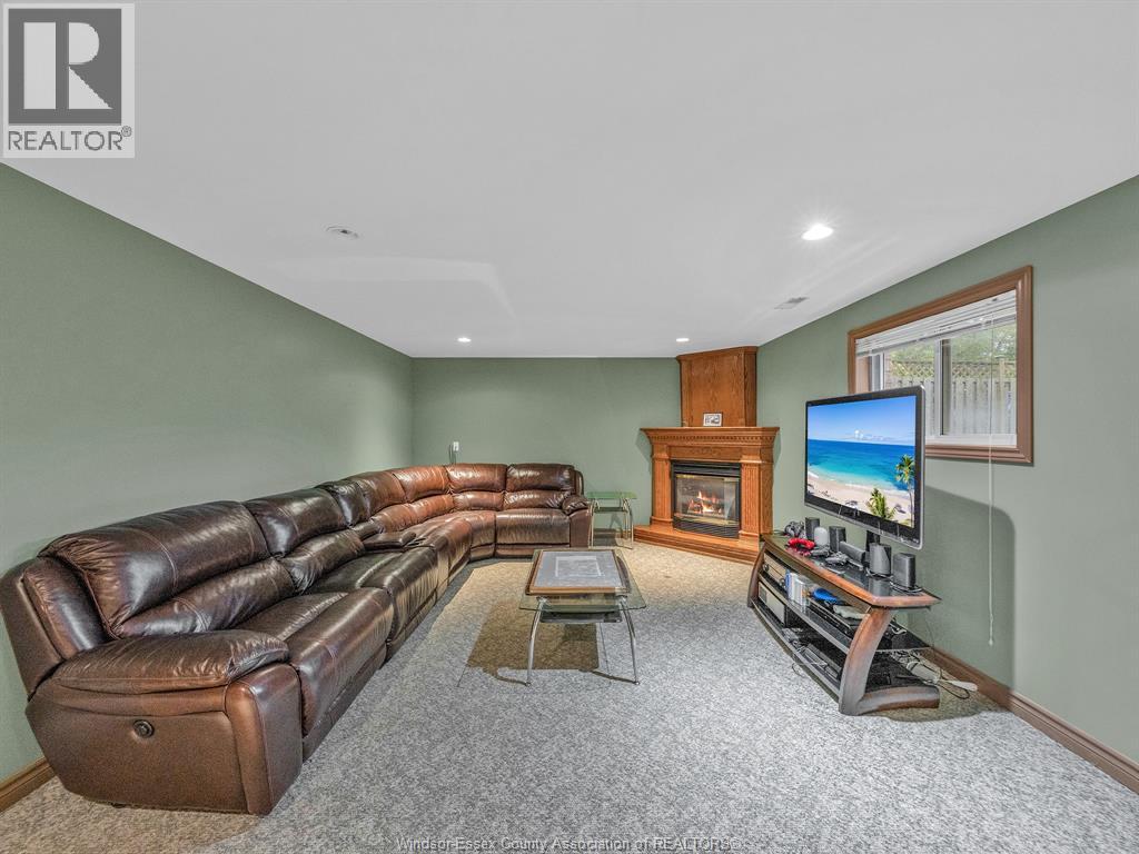 9 Lyle Street Property Photo 30
