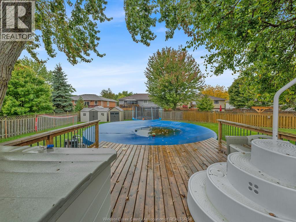 9 Lyle Street Property Photo 39
