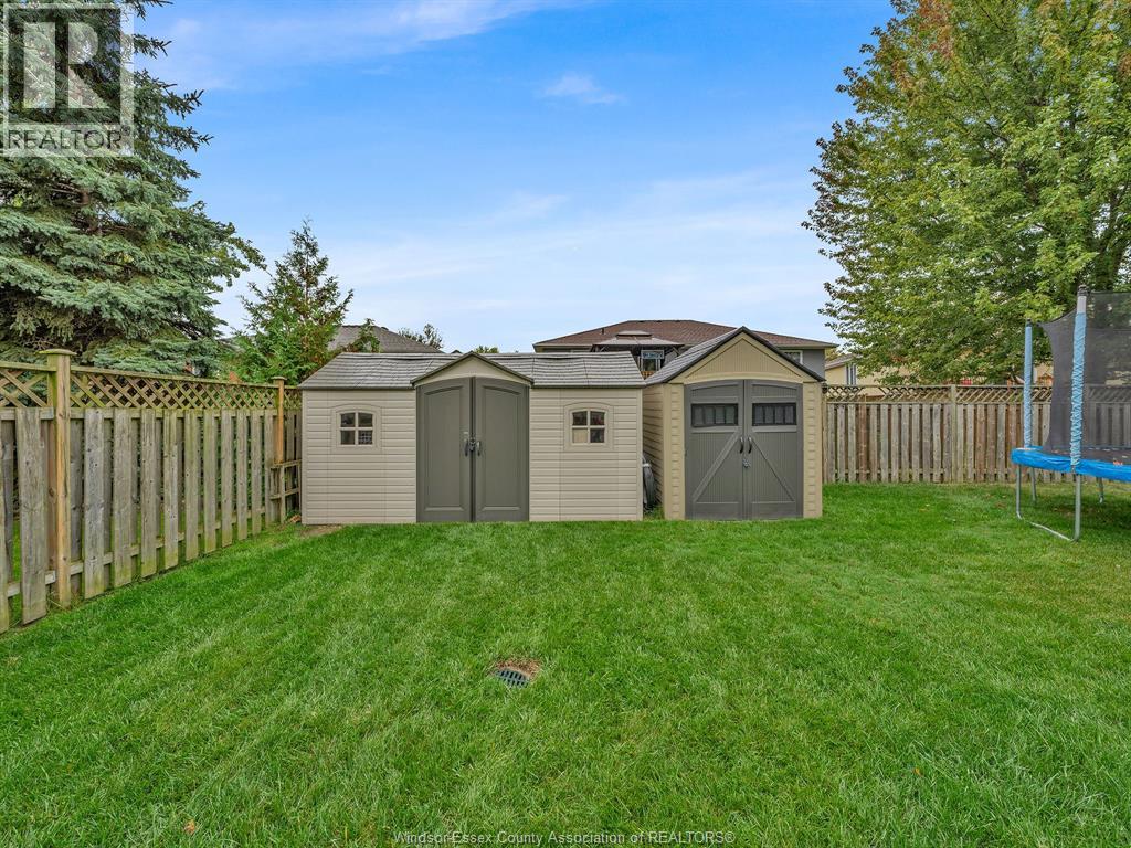 9 Lyle Street Property Photo 41