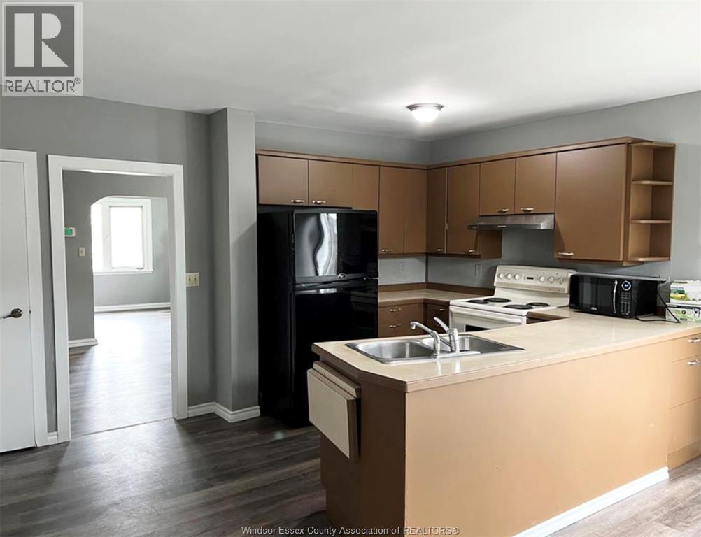 2316-2318 Chilver Property Photo 6