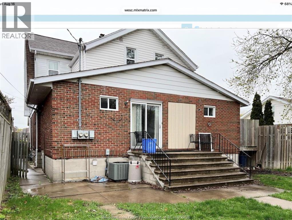 2316-2318 Chilver Property Photo 32