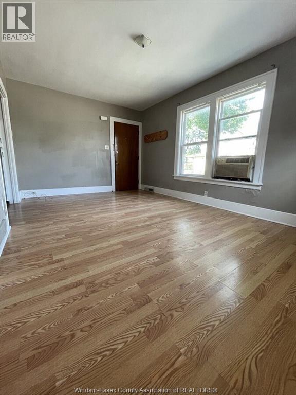 723 Parent Property Photo 6