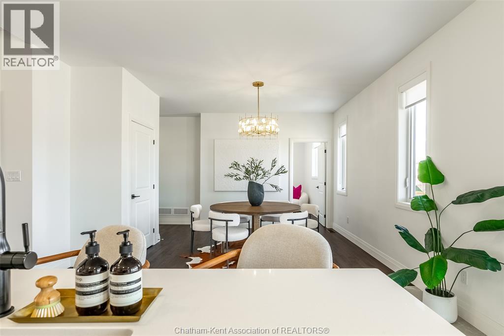 115 Davis Street Property Photo 14