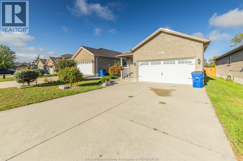 87 Landings Pass Property Photo 2