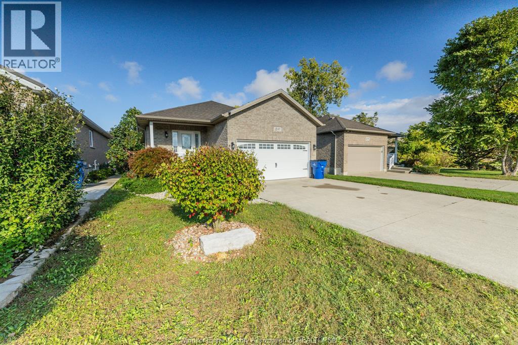 87 Landings Pass Property Photo 4