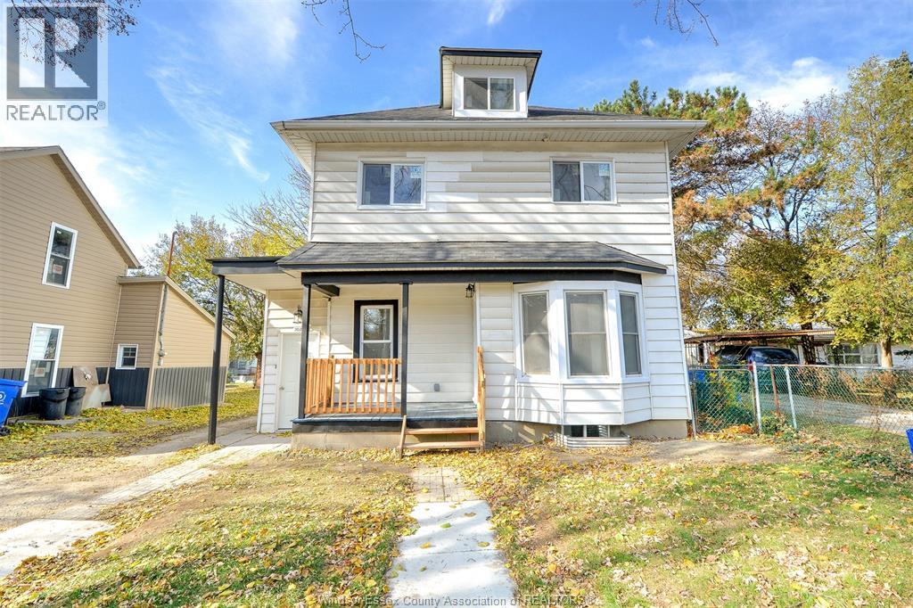 3076 Sandwich Unit# Upper Property Photo 1