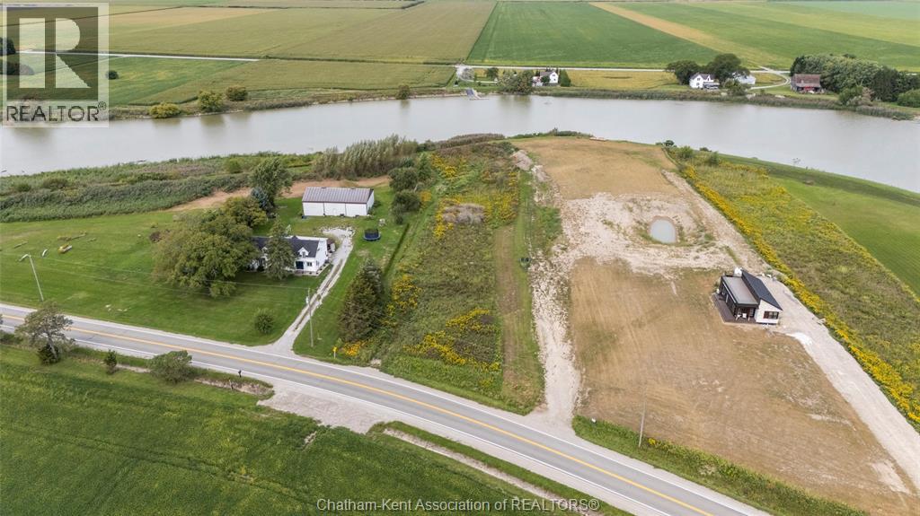 5269 Tecumseh Line Property Photo 3