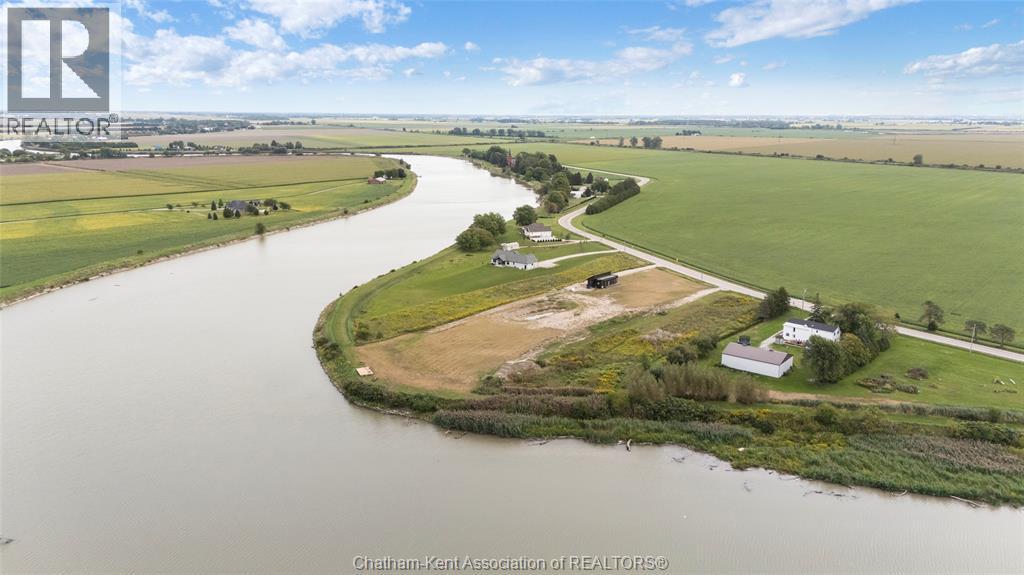 5269 Tecumseh Line Property Photo 6