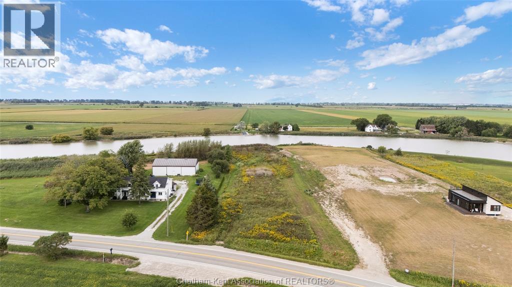 5269 Tecumseh Line Property Photo 9