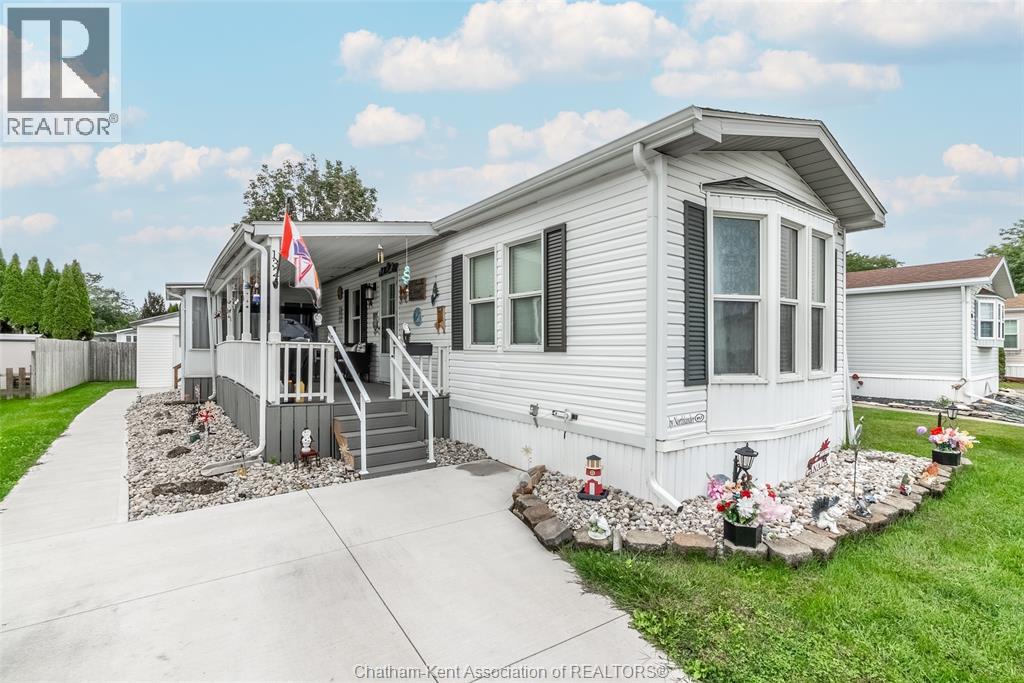 132 Dunkirk Drive Property Photo 3