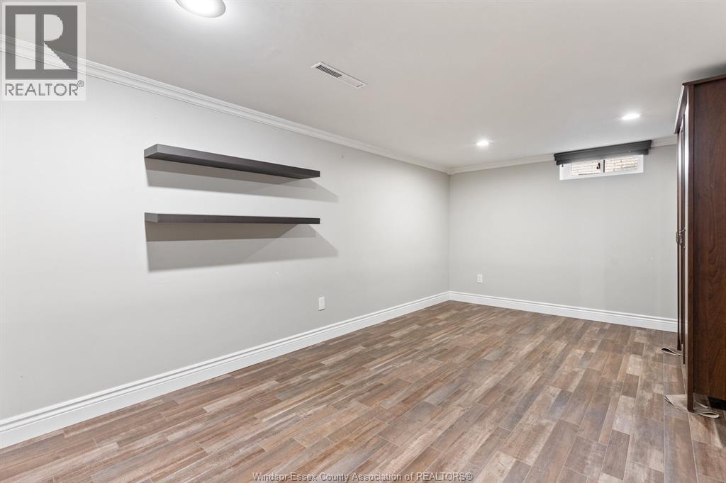 462 Dormar Drive Property Photo 20