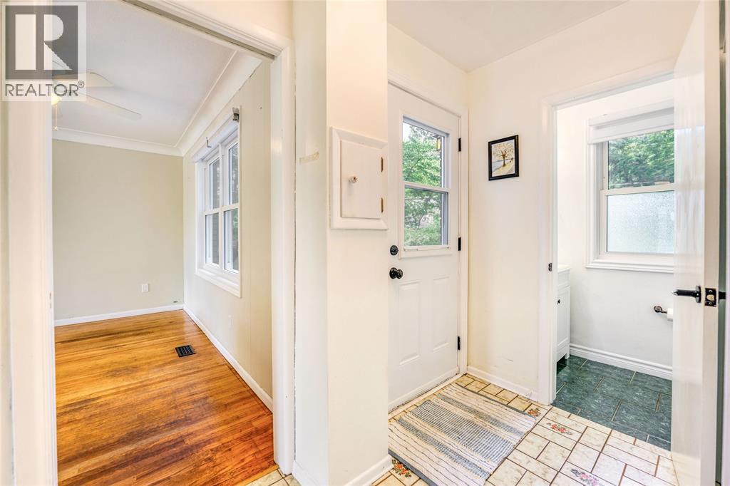 1354 Severin Drive North Property Photo 25