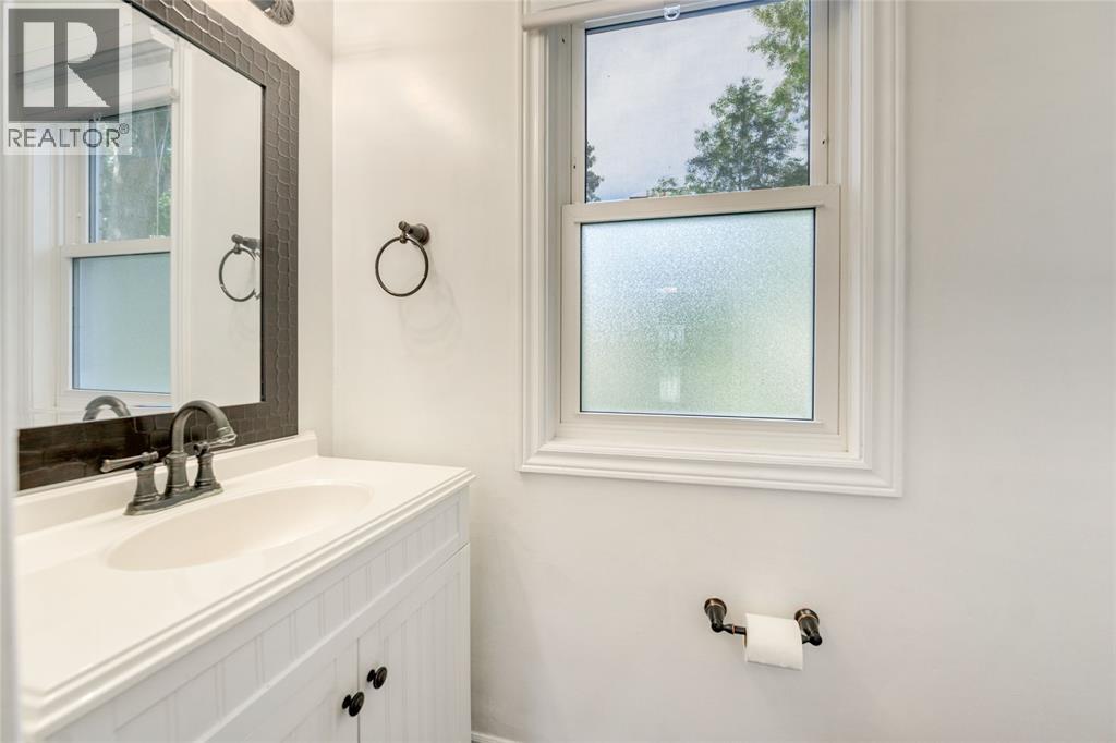 1354 Severin Drive North Property Photo 26
