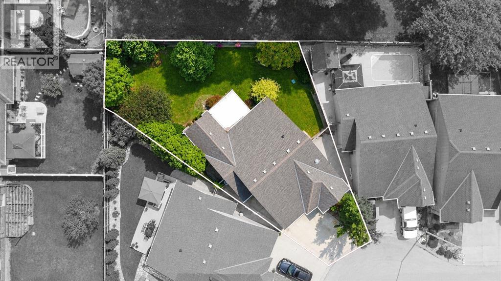 821 Carriage Way Property Photo 1