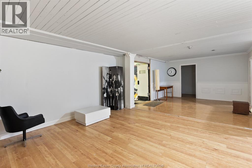 4774-4780 Wyandotte Street West Property Photo 23