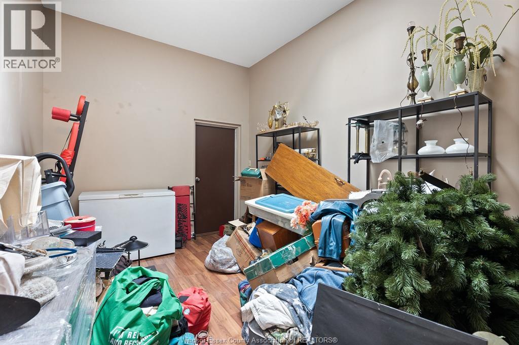 4774-4780 Wyandotte Street West Property Photo 36