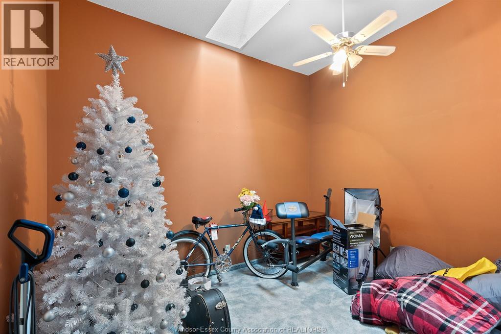 4774-4780 Wyandotte Street West Property Photo 37