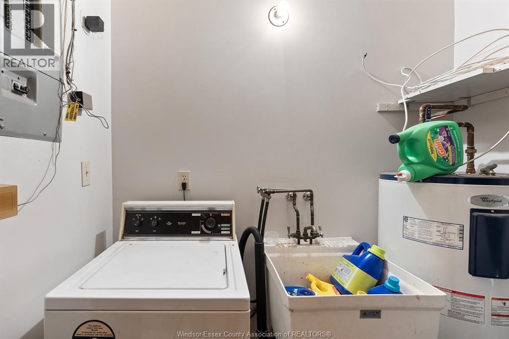 4774-4780 Wyandotte Street West Property Photo 42