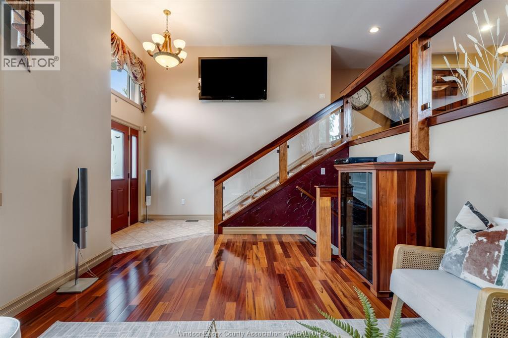 35 Normandy Avenue Property Photo 5