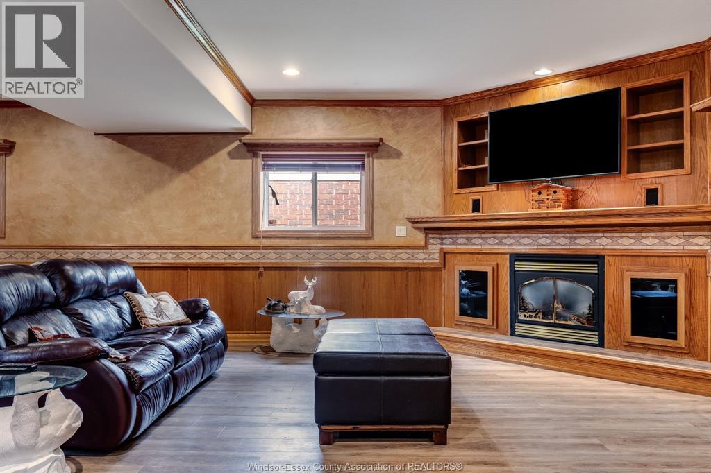 35 Normandy Avenue Property Photo 29