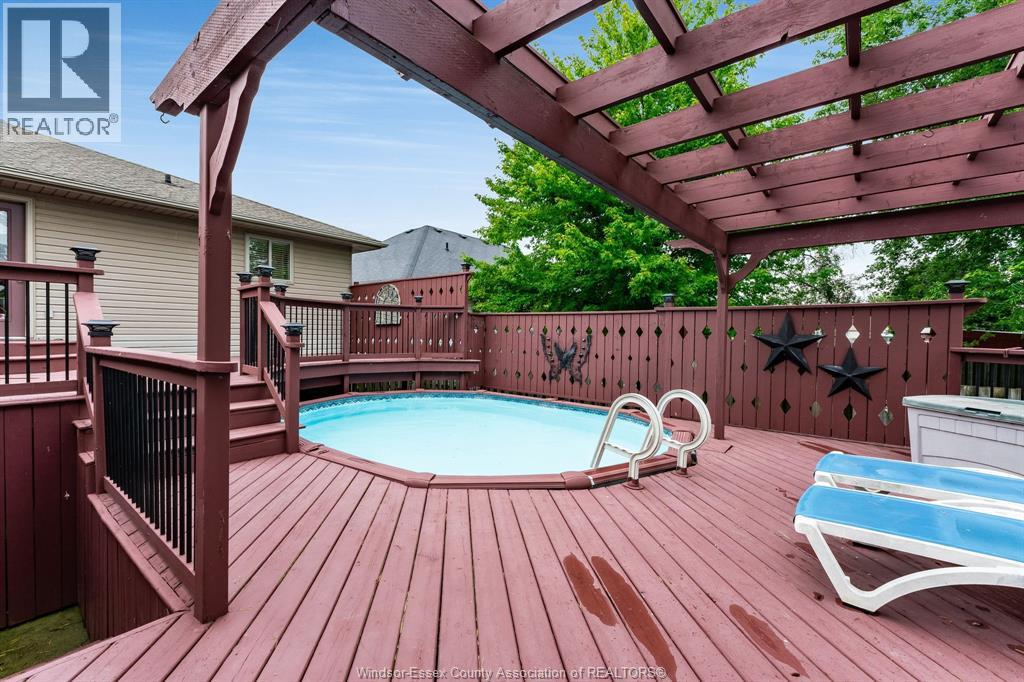 35 Normandy Avenue Property Photo 43
