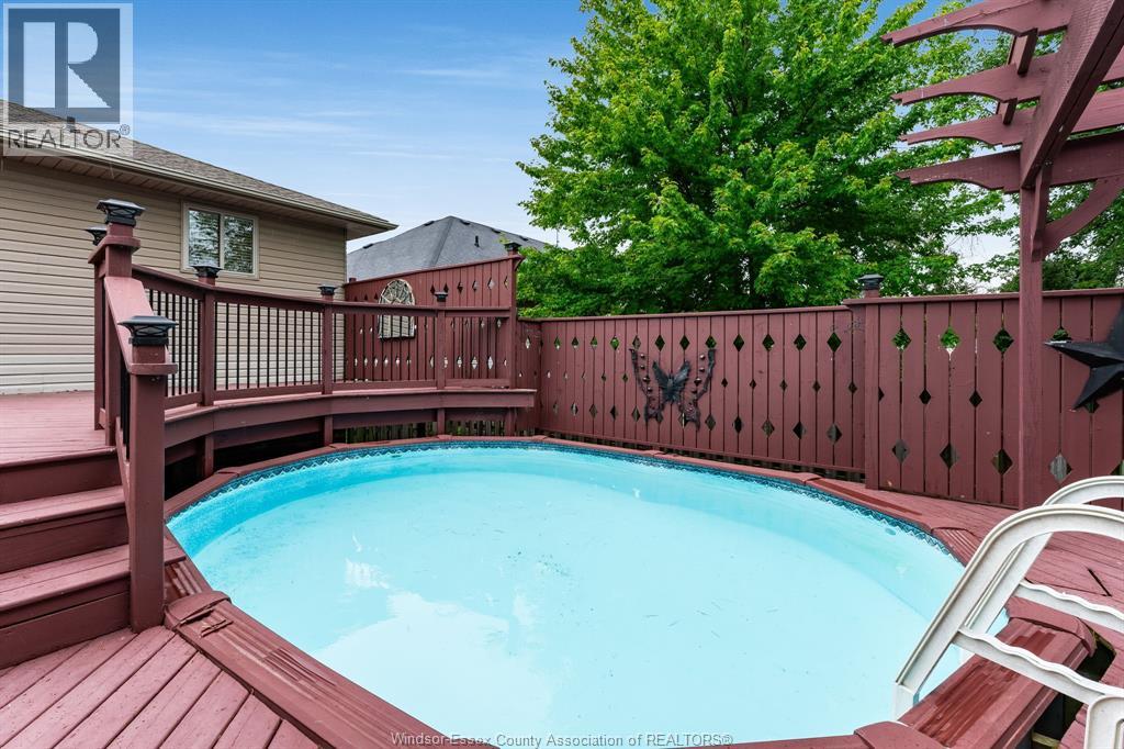 35 Normandy Avenue Property Photo 44