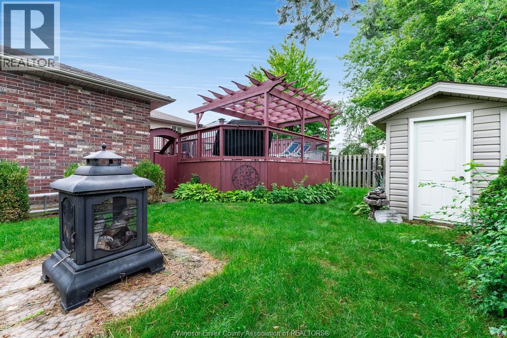 35 Normandy Avenue Property Photo 46