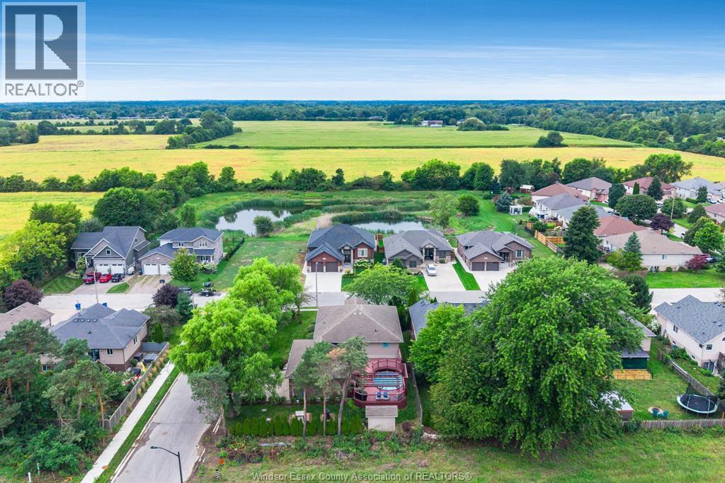 35 Normandy Avenue Property Photo 48
