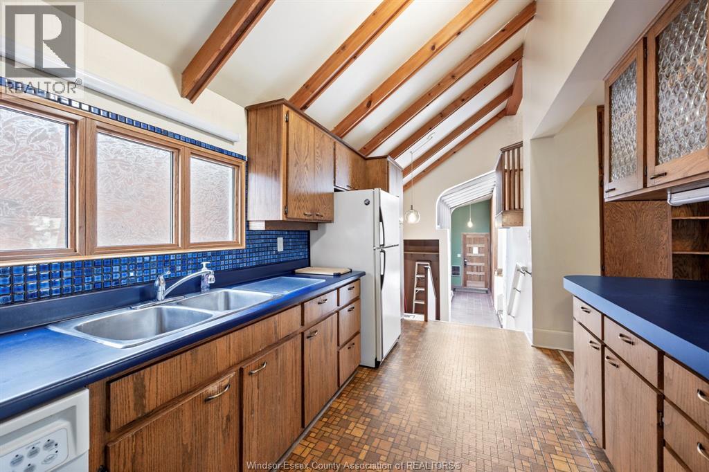 243 Esdras Place Property Photo 20