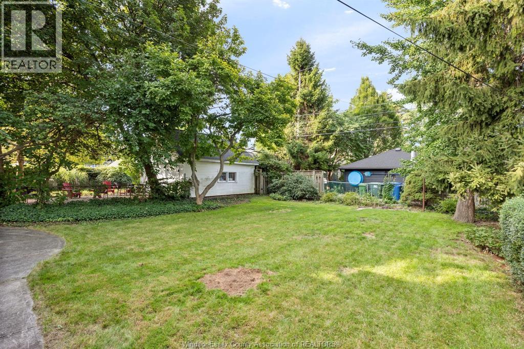 243 Esdras Place Property Photo 33