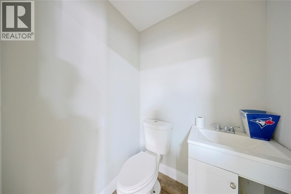 264 Tecumseh Street Property Photo 21