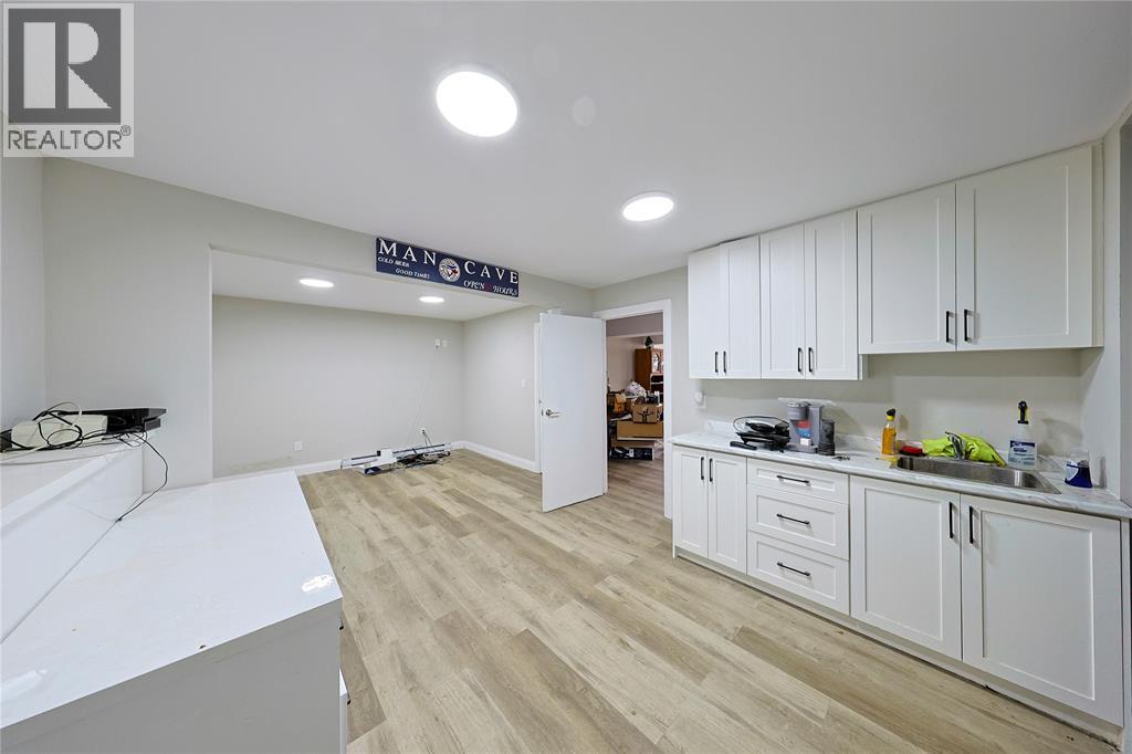 264 Tecumseh Street Property Photo 22