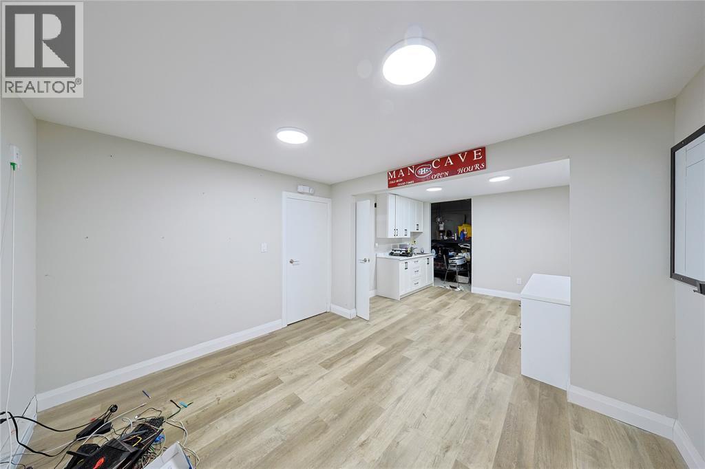 264 Tecumseh Street Property Photo 26