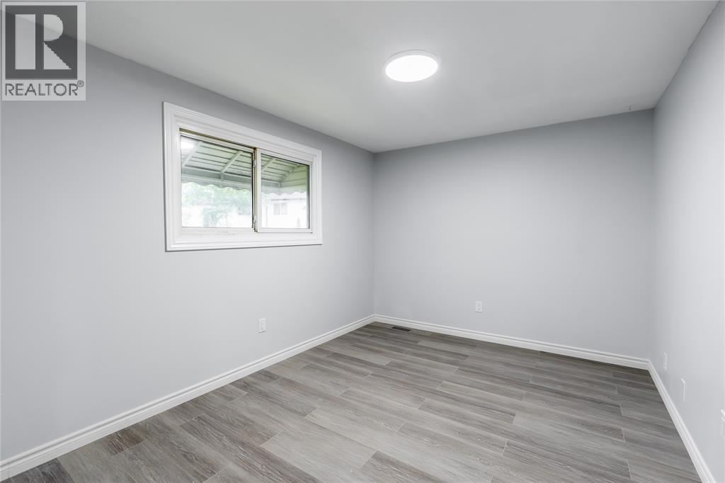 1104 Overlea Crescent Property Photo 12