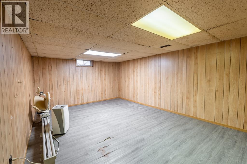 1104 Overlea Crescent Property Photo 15