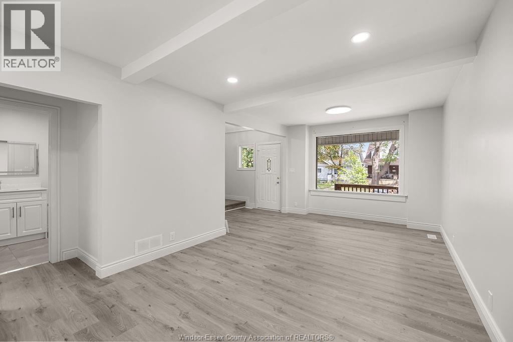 1129 Janette Avenue Property Photo 6
