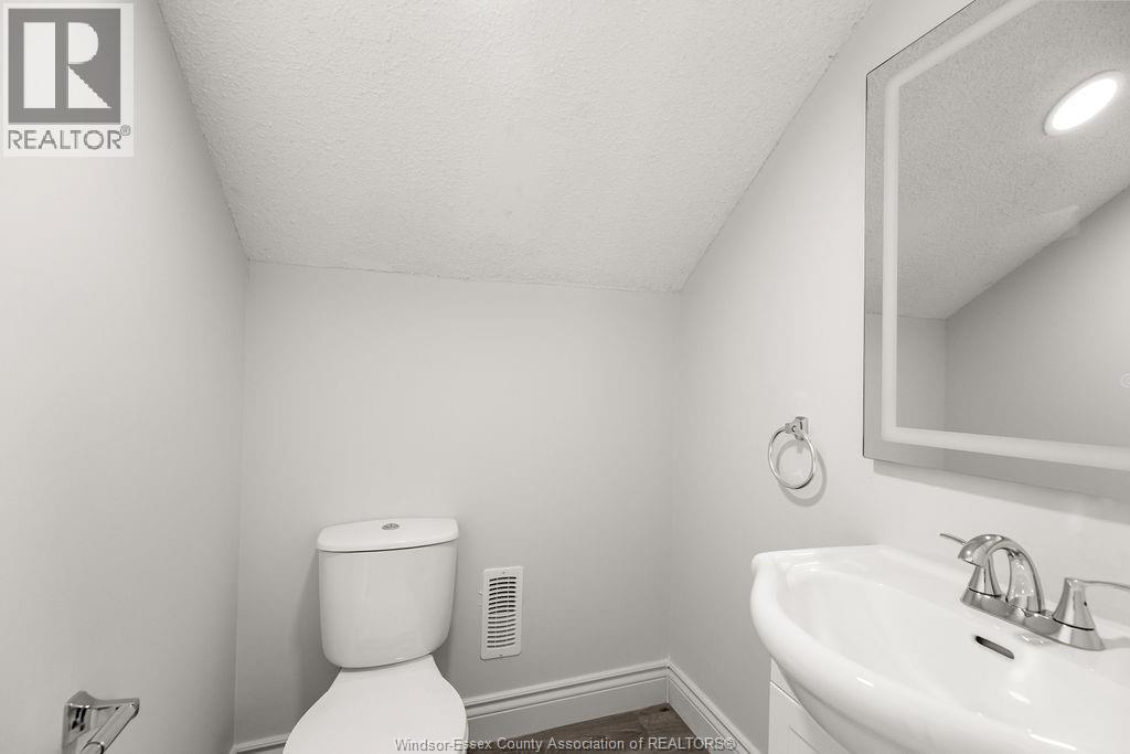 1129 Janette Avenue Property Photo 15