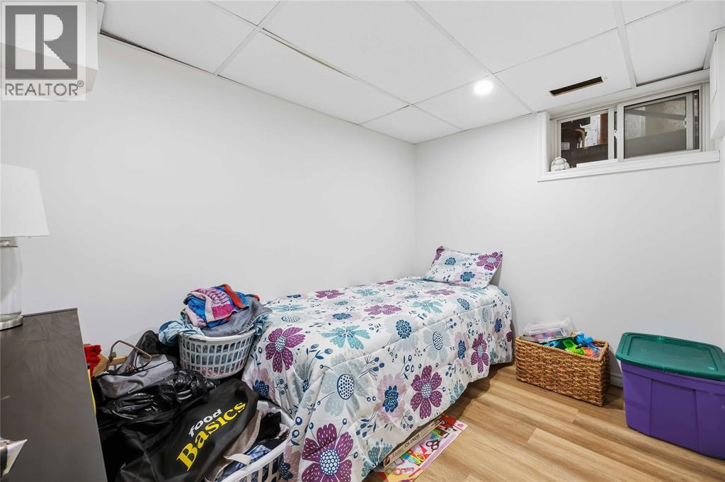 1006 Salisbury Street Property Photo 43