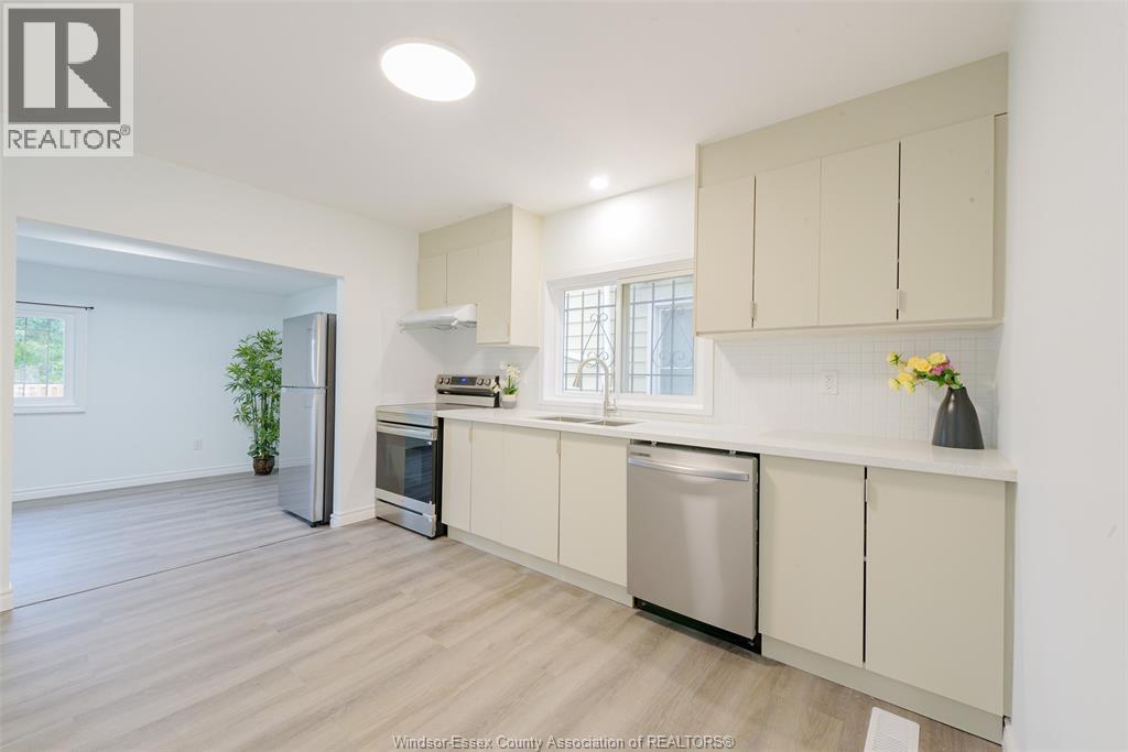 941 Cataraqui Property Photo 6