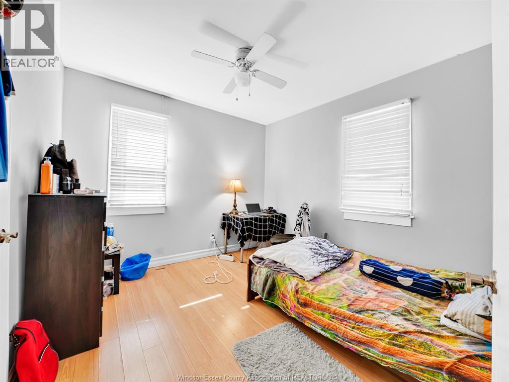 3329 Sandwich Street Property Photo 13